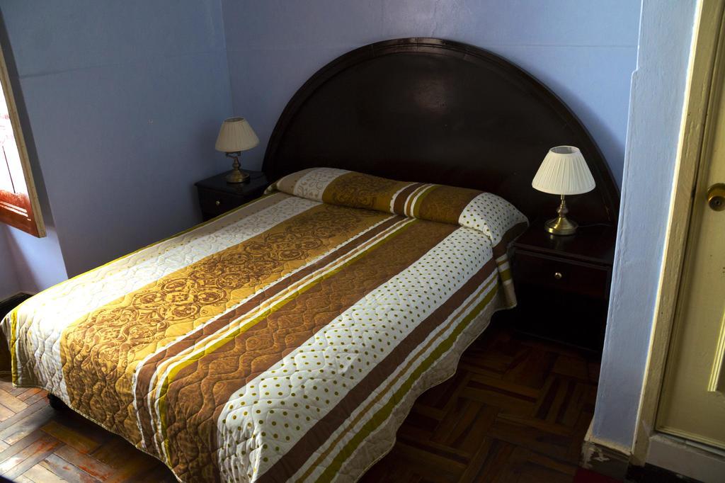 Habitación Doble Económica con baño privado