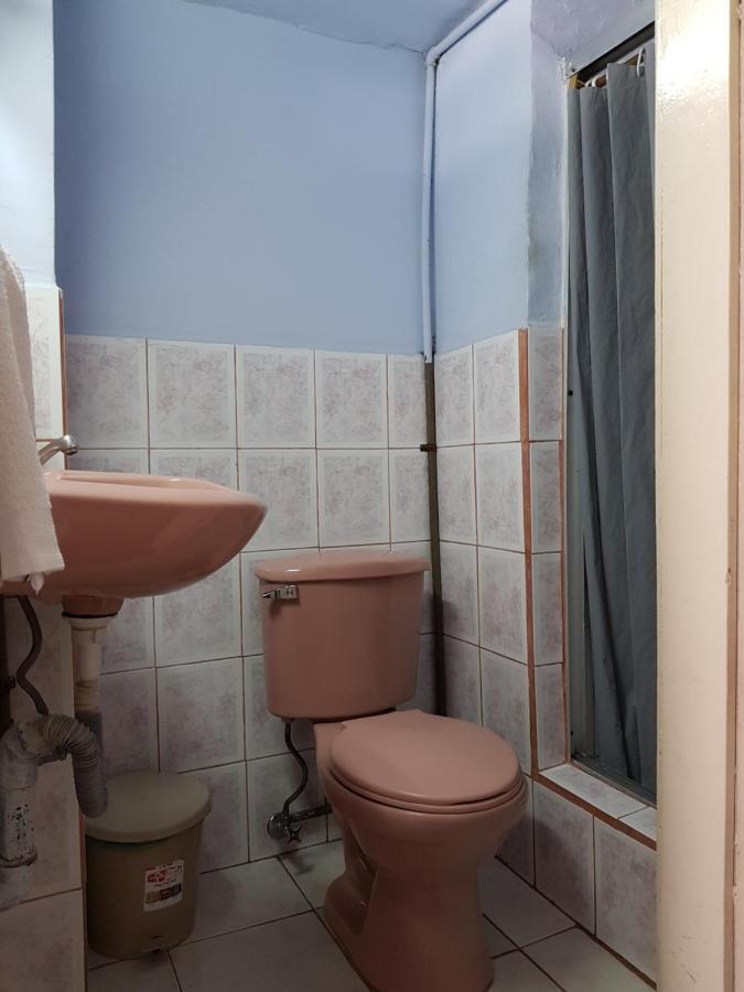 Habitación Individual con baño privado